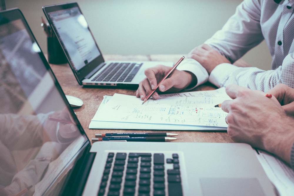 Beauftragung und technische Analyse